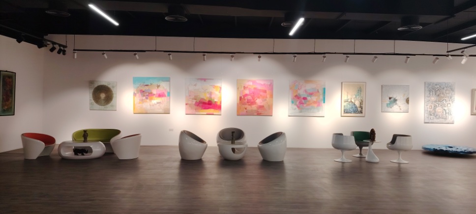 Gallery Pic_ left side Wall_17.9 (W) x 3.67 ( H) m